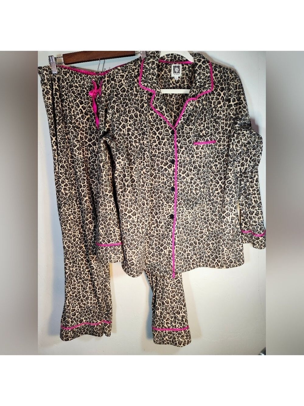 Anne Klein Leopard Print Pajamas with Pink Accents Cosy & Fuzzy Sz L